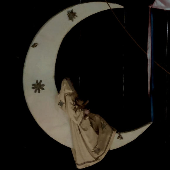 Meet your Posher, Mia - Picture 1 of 1